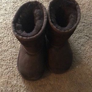 Chocolate Toddler girl UGG BOOTS GOOD CONDITION